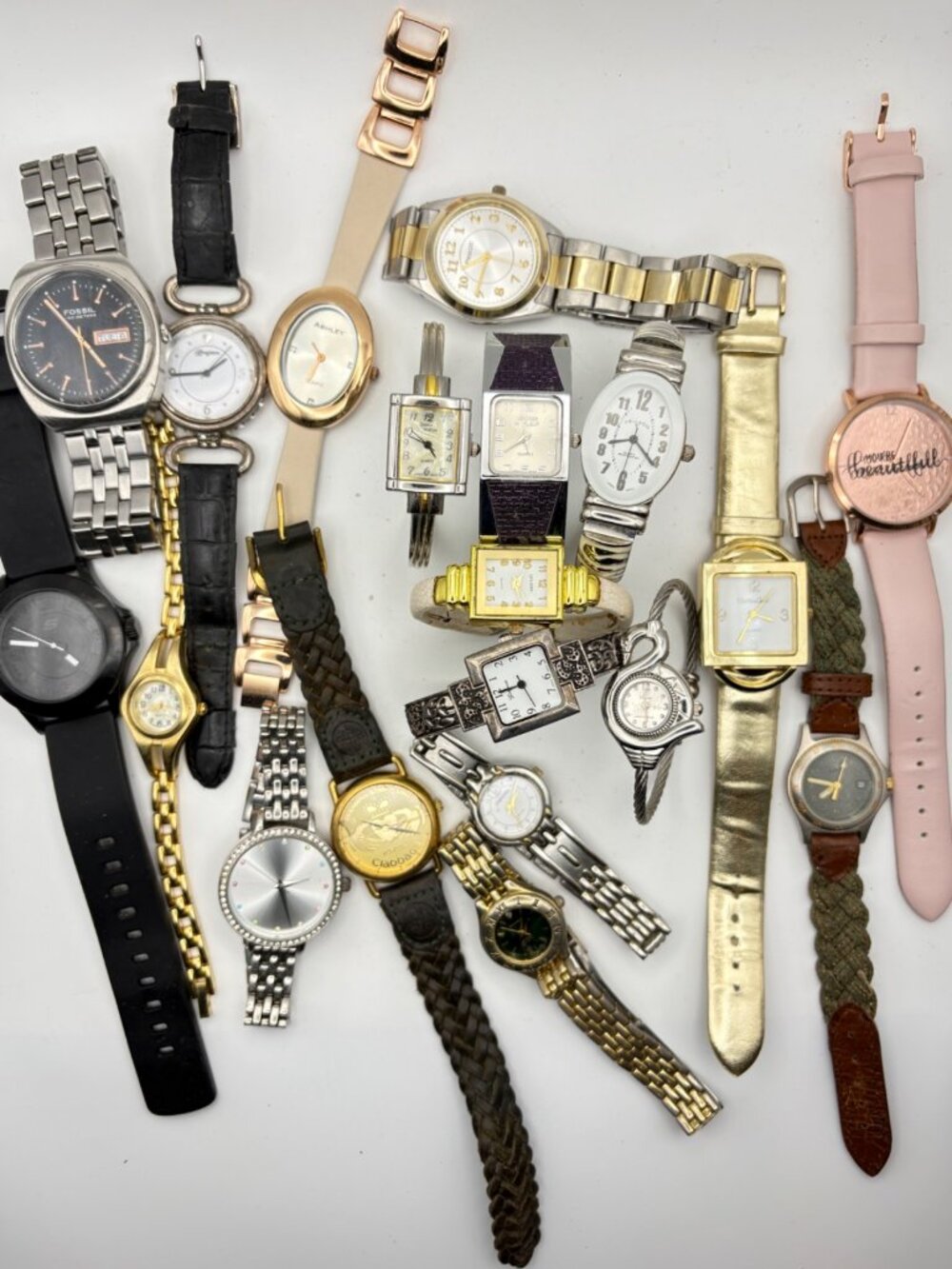 Lot of 19 Vintage & Modern Women's Wristwatches Mixed Brands Parts Repair